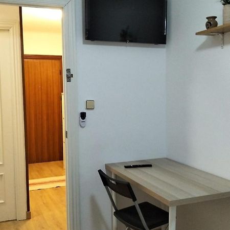 Alojamiento Calma L'Hospitalet de Llobregat Exteriör bild